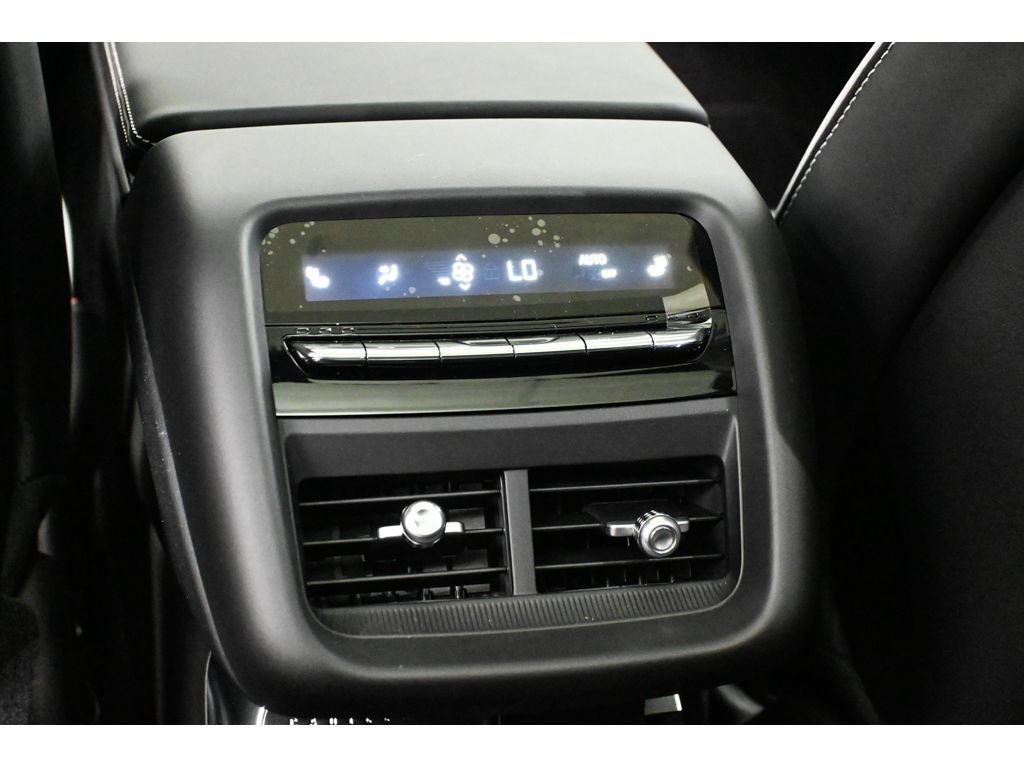 New 2026 Cadillac Lyriq V w/ Exterior Carbon Fiber Package AWD/4WD image 15