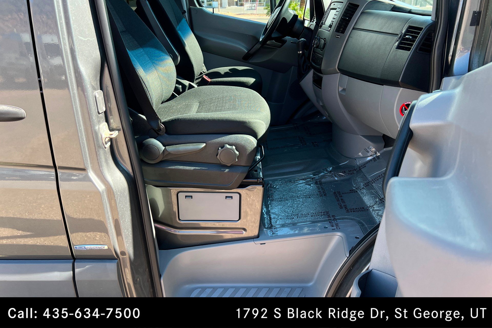 Used 2015 Mercedes-Benz Sprinter 2500 image 23