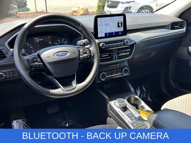 Used 2022 Ford Escape SE w/ Convenience Package AWD/4WD image 2