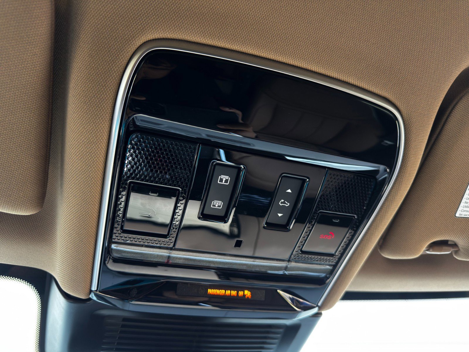 Used 2024 Land Rover Range Rover Sport Autobiography image 40