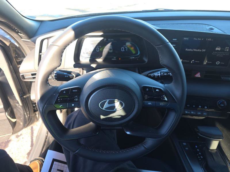 Used 2025 Hyundai Elantra Sport image 8