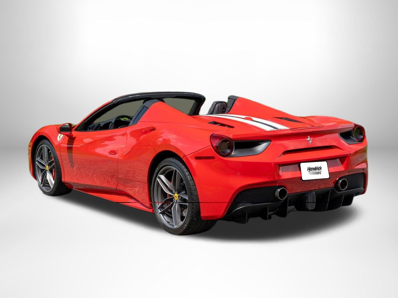 Used 2018 Ferrari 488 Spider RWD image 2