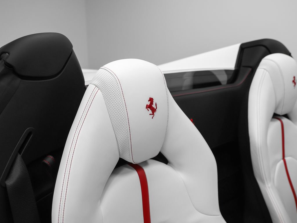 Certified 2022 Ferrari F8 Tributo RWD image 27