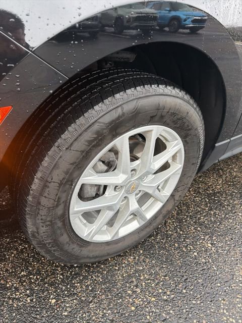 Used 2024 Chevrolet Equinox LS w/ LS Convenience Package image 21