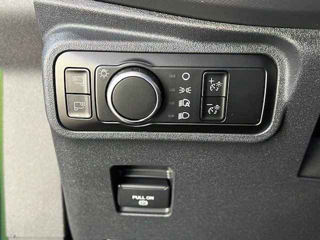 Used 2024 Ford Bronco Badlands image 42