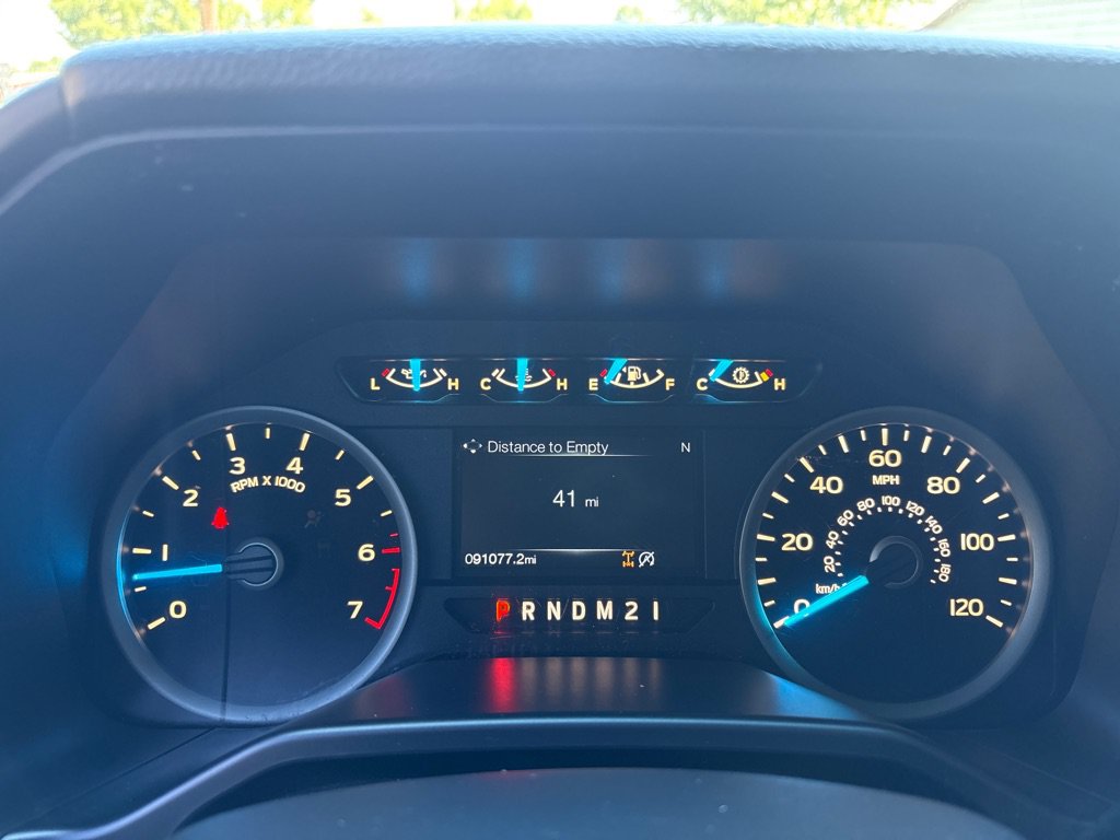 Used 2016 Ford F150 XLT w/ Equipment Group 302A Luxury AWD/4WD image 24