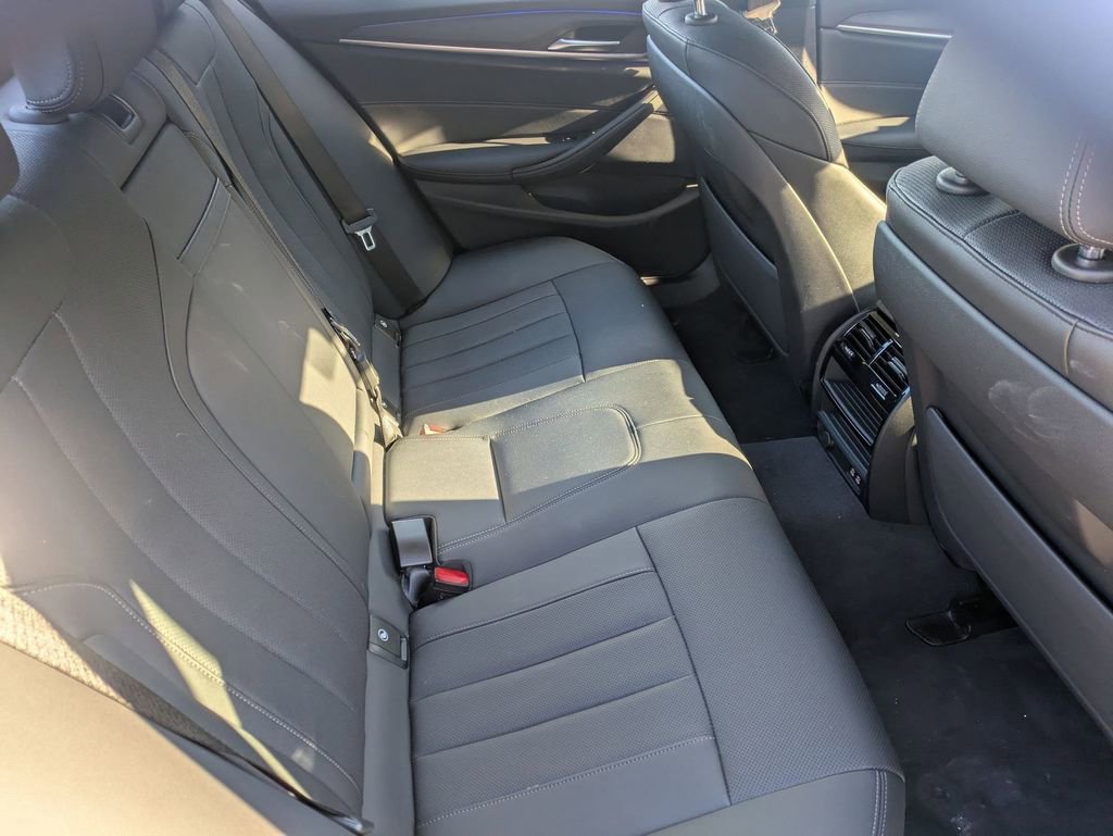 Used 2023 BMW 530i xDrive w/ Convenience Package image 22