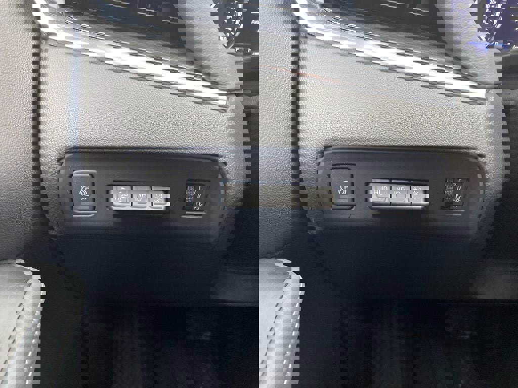 Used 2024 Buick Enclave Premium w/ Experience Buick Package image 27