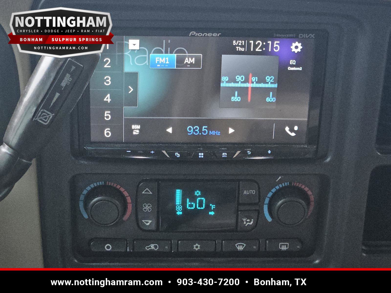 Used 2004 Chevrolet Silverado 2500 LS w/ Heavy-Duty Power Package AWD/4WD image 12