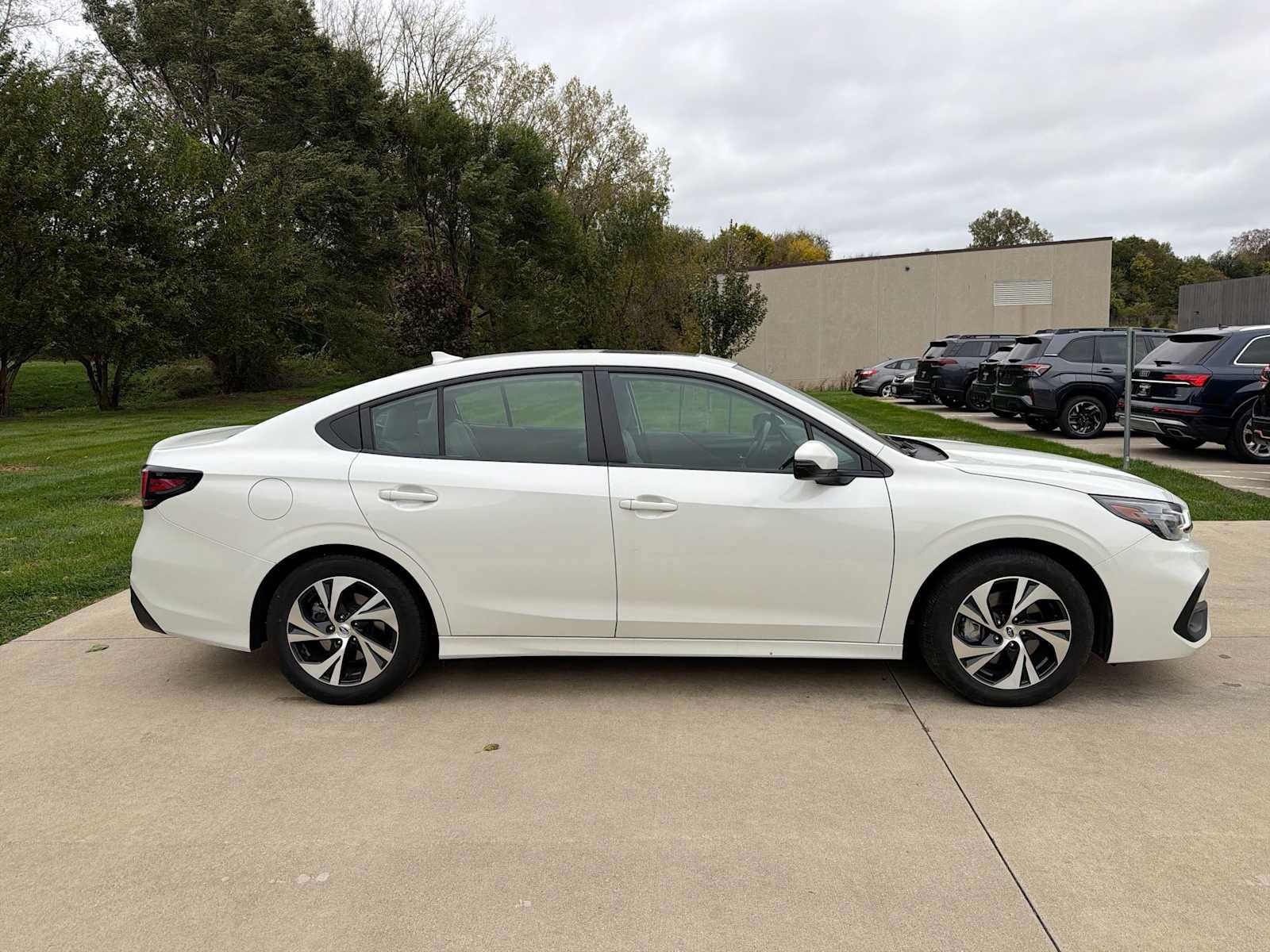 Certified 2023 Subaru Legacy Premium w/ Popular Package #1 AWD/4WD image 7