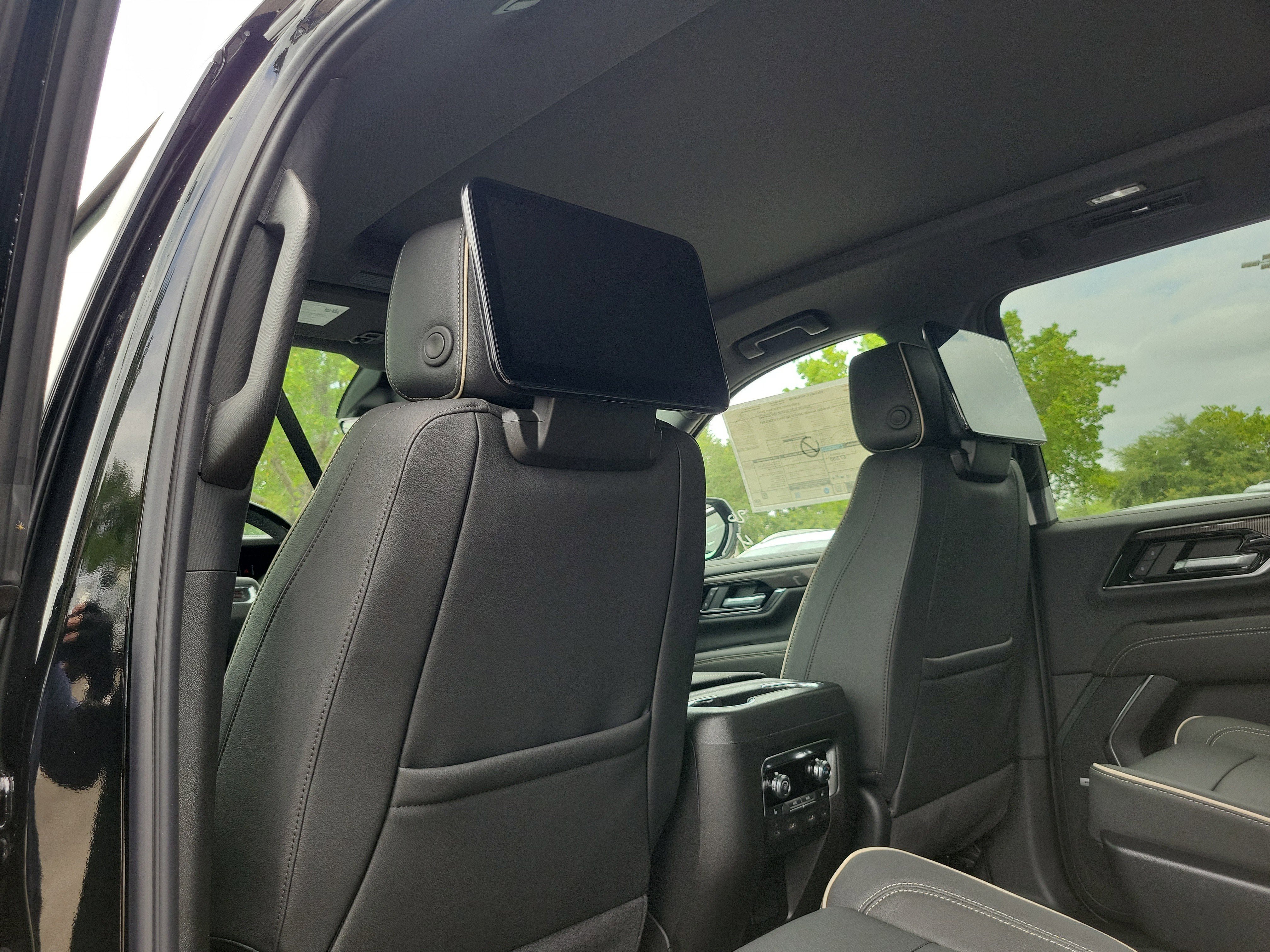 New 2026 GMC Yukon XL Elevation RWD image 6