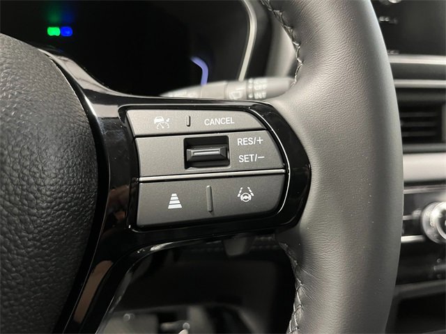 New 2025 Honda Pilot Touring image 14