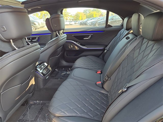 New 2025 Mercedes-Benz S 580 4MATIC Sedan image 28