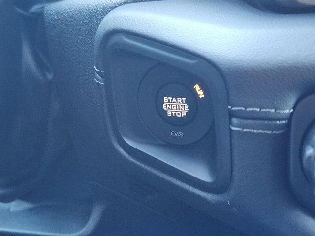 Used 2025 Jeep Gladiator Sport image 23