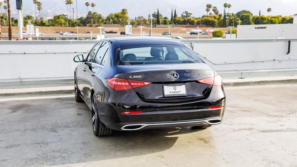 Used 2025 Mercedes-Benz C 300 4MATIC Sedan image 7