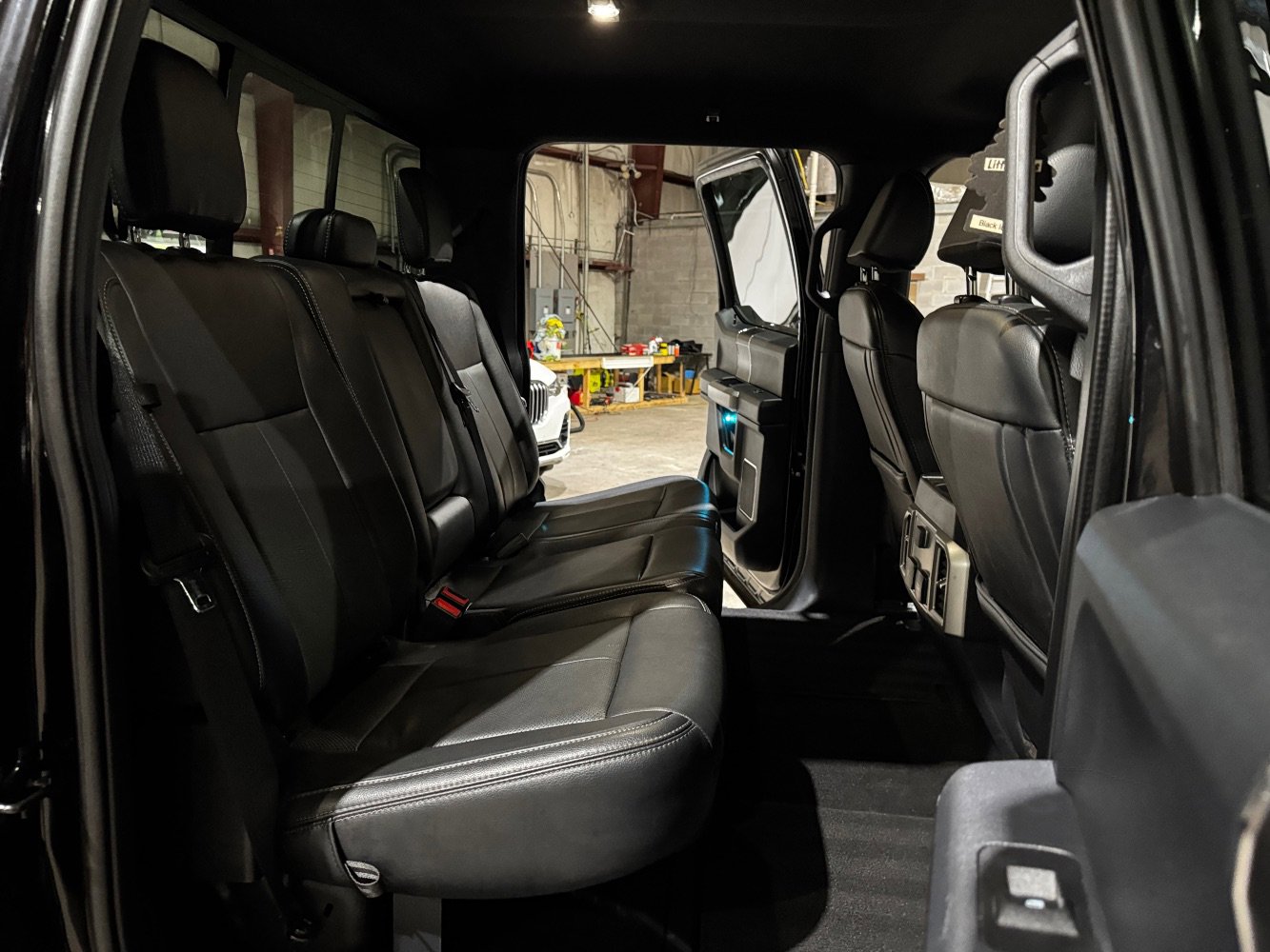 Used 2022 Ford F250 Lariat w/ Lariat Ultimate Package image 22