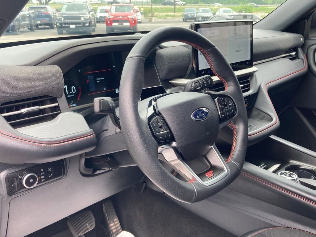 Used 2025 Ford Explorer ST w/ Sun And Sound Package AWD/4WD image 9