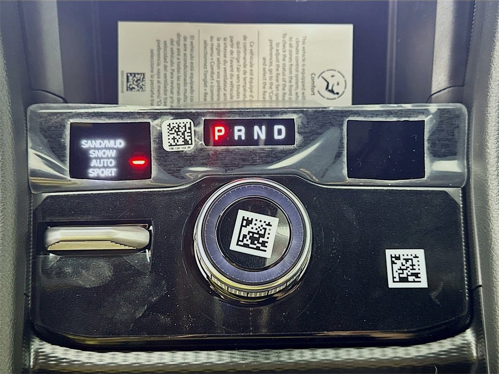 New 2025 Jeep Grand Cherokee L Limited image 12