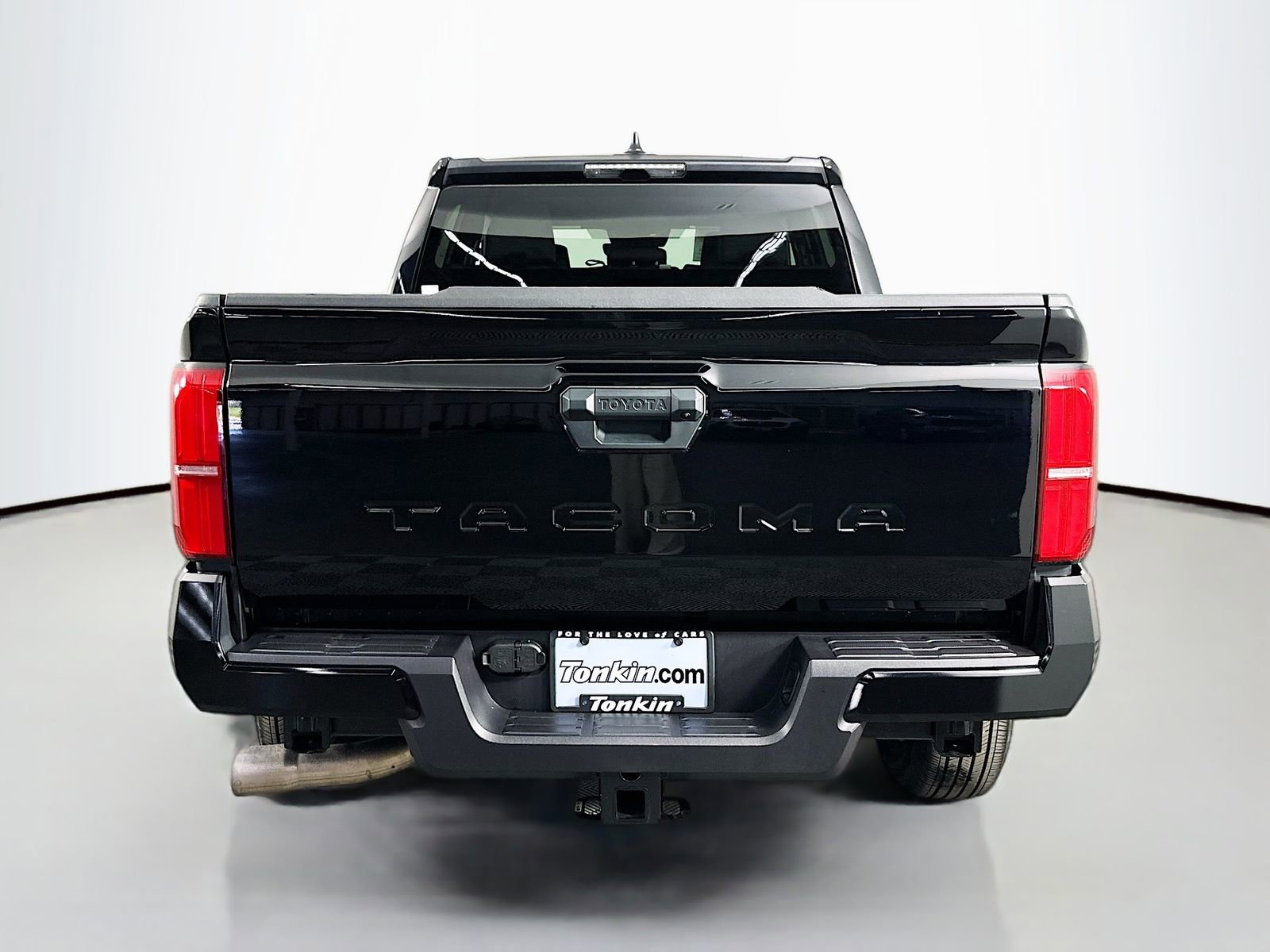 Certified 2025 Toyota Tacoma SR5 RWD image 6