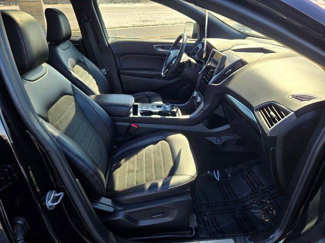 Certified 2024 Ford Edge ST-Line w/ Class II Trailer Tow Package AWD/4WD image 6