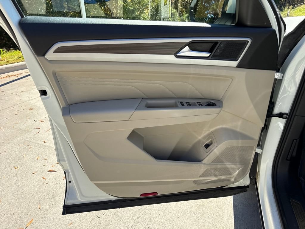 Used 2021 Volkswagen Atlas SEL image 12