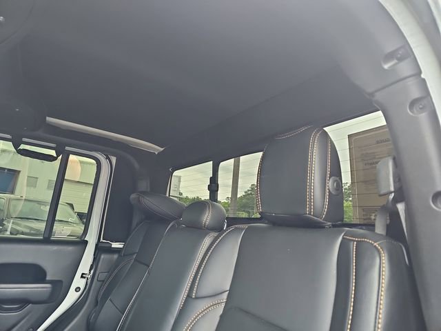 Used 2024 Jeep Gladiator Sport AWD/4WD image 13