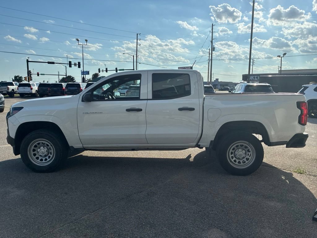 Used 2023 Chevrolet Colorado W/T RWD image 5
