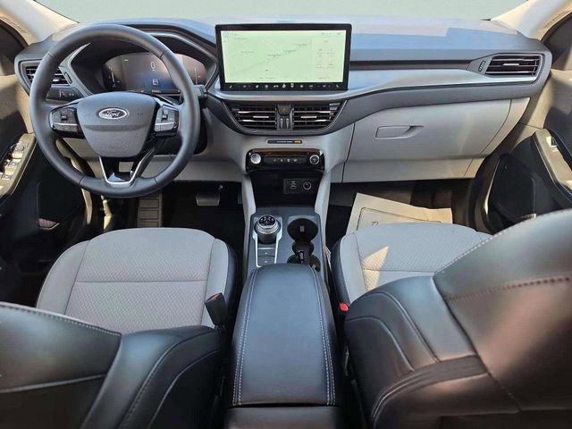 Used 2025 Ford Escape SE FWD image 16