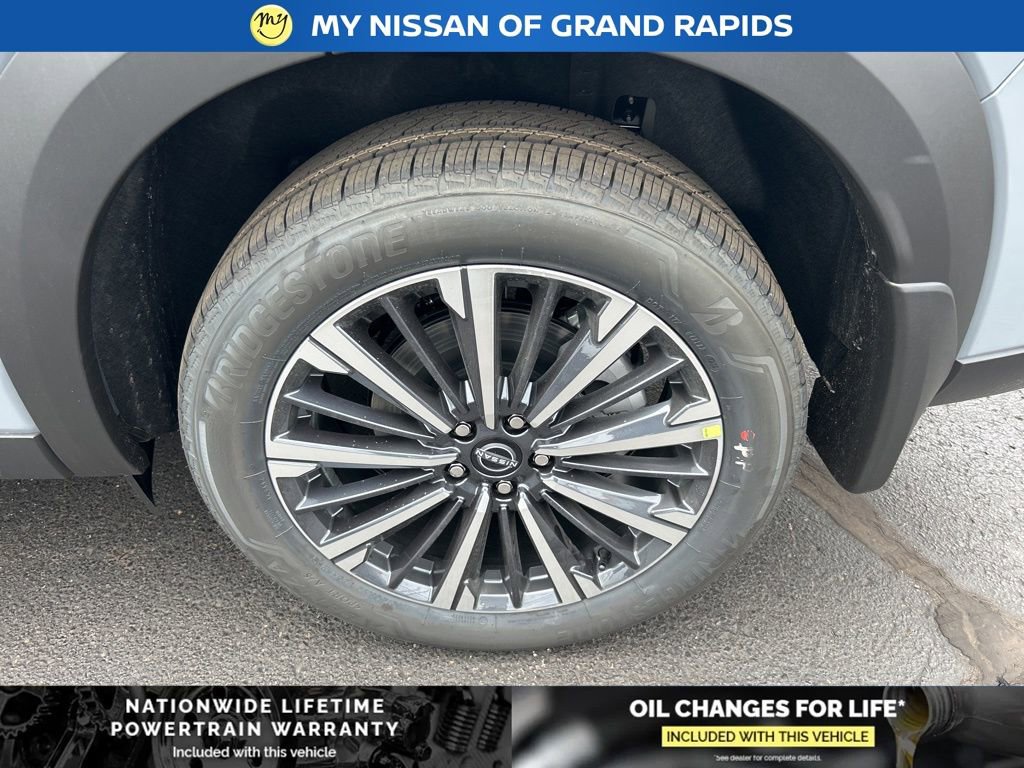 New 2026 Nissan Pathfinder Platinum image 9
