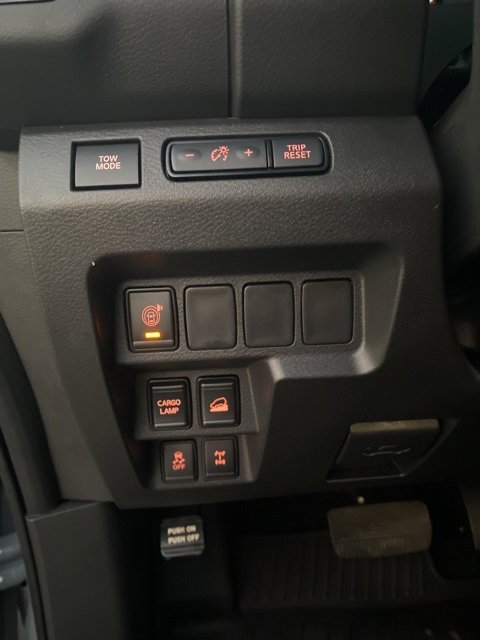 Used 2025 Nissan Frontier PRO-4X w/ Black Accent Package image 13