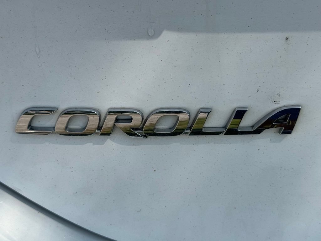 Used 2017 Toyota Corolla LE FWD image 10