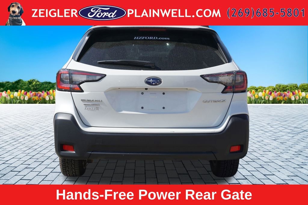 Used 2023 Subaru Outback Premium AWD/4WD image 4