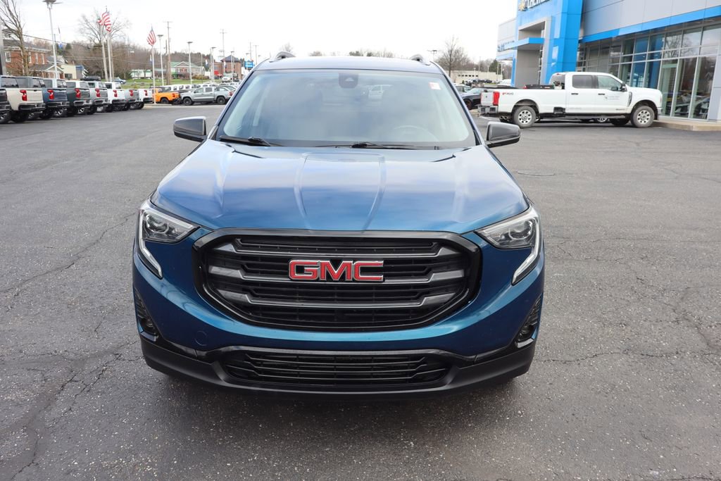 Used 2021 GMC Terrain SLT w/ LPO, Dark Accent Package image 35