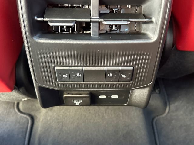 Used 2024 Jeep Wagoneer Launch Edition image 20