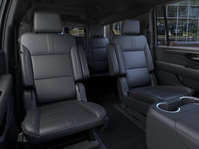 New 2026 Chevrolet Suburban RST w/ Comfort Package AWD/4WD image 17