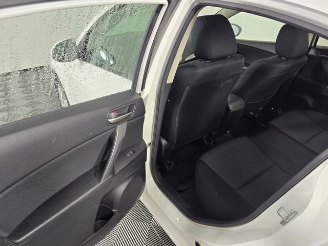 Used 2012 MAZDA MAZDA3 i Touring image 16