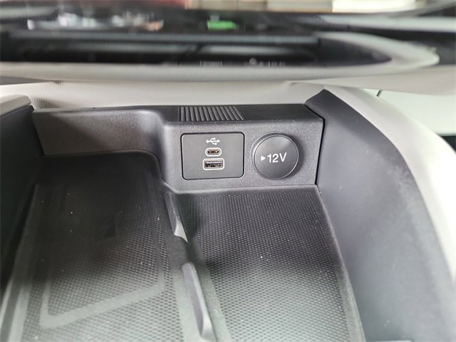New 2026 Ford Escape SE w/ PHEV Premium Package FWD image 23
