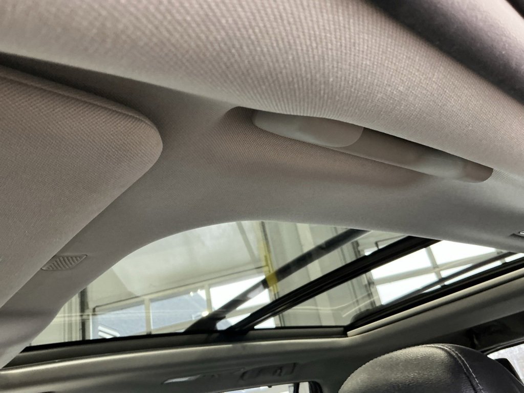 Used 2022 Toyota Highlander Platinum image 6