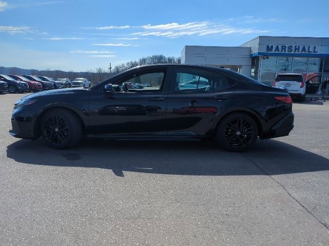 Used 2025 Toyota Camry LE FWD image 10