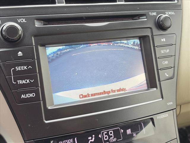 Used 2014 Toyota Prius V Two FWD image 23