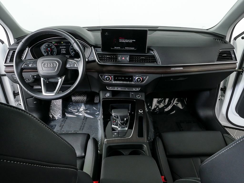 Used 2024 Audi Q5 e Premium w/ Convenience Package AWD/4WD image 17