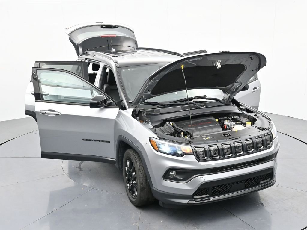Used 2022 Jeep Compass Altitude image 42