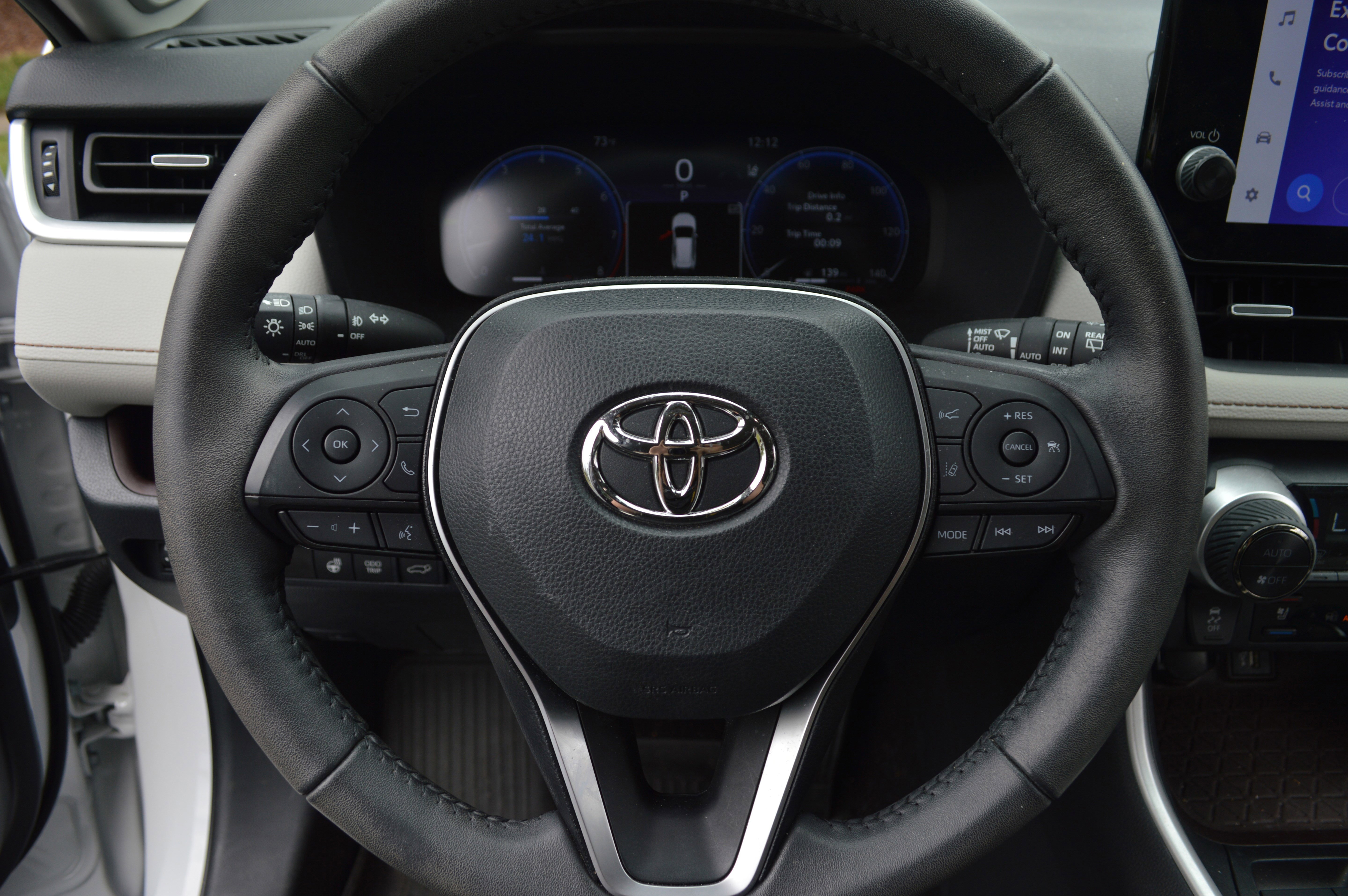 Used 2023 Toyota RAV4 Limited w/ Limited Grade Weather Package AWD/4WD image 14