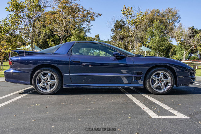 Used 2002 Pontiac Firebird Trans Am RWD image 9