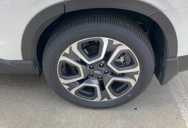 Used 2025 Subaru Ascent Touring image 13