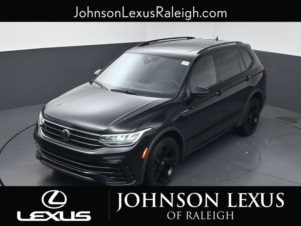 Used 2024 Volkswagen Tiguan SE R-Line FWD image 20
