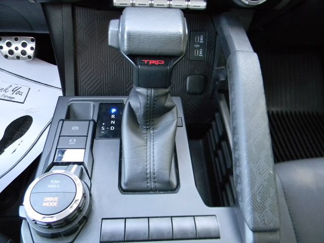 Certified 2025 Toyota Tacoma TRD Sport AWD/4WD image 17