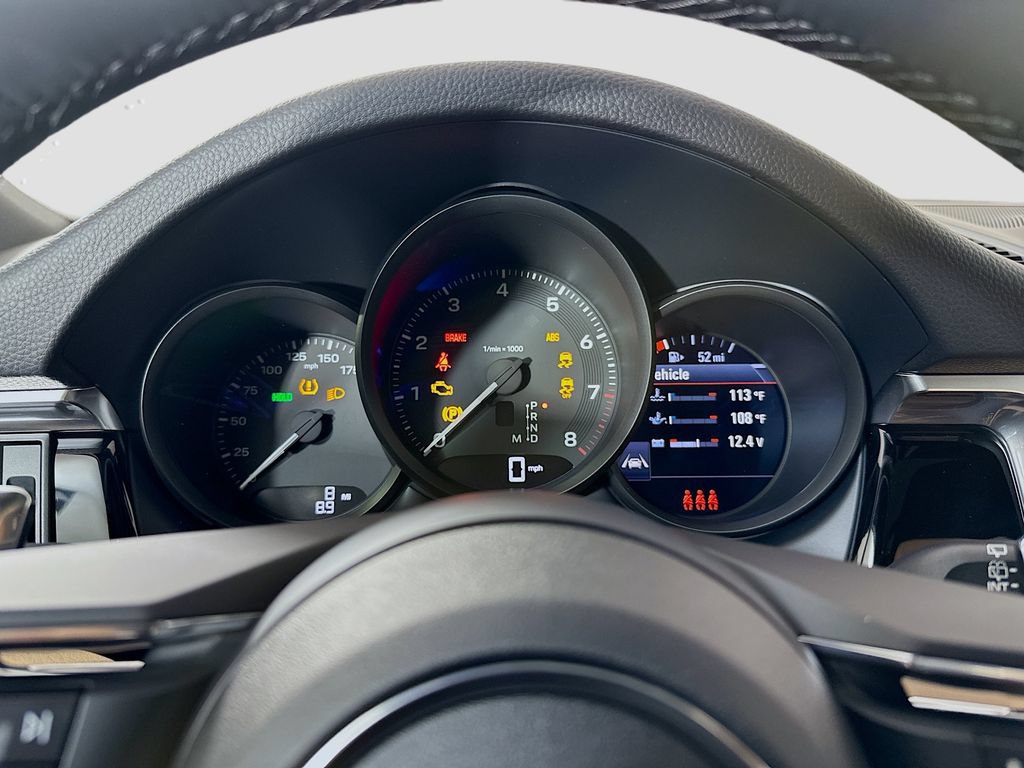 New 2026 Porsche Macan AWD/4WD image 13