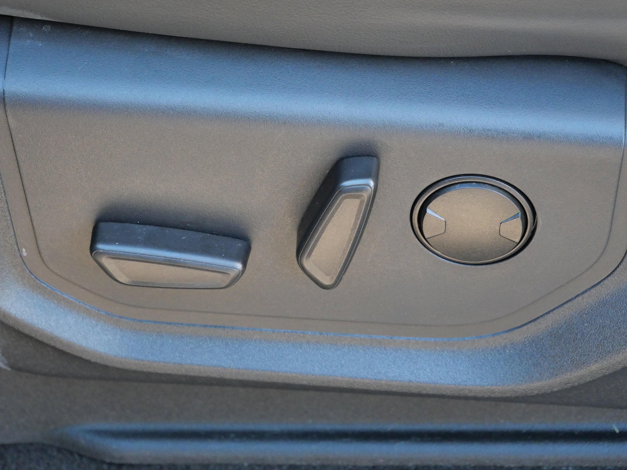 Used 2024 Ford Expedition XLT image 20