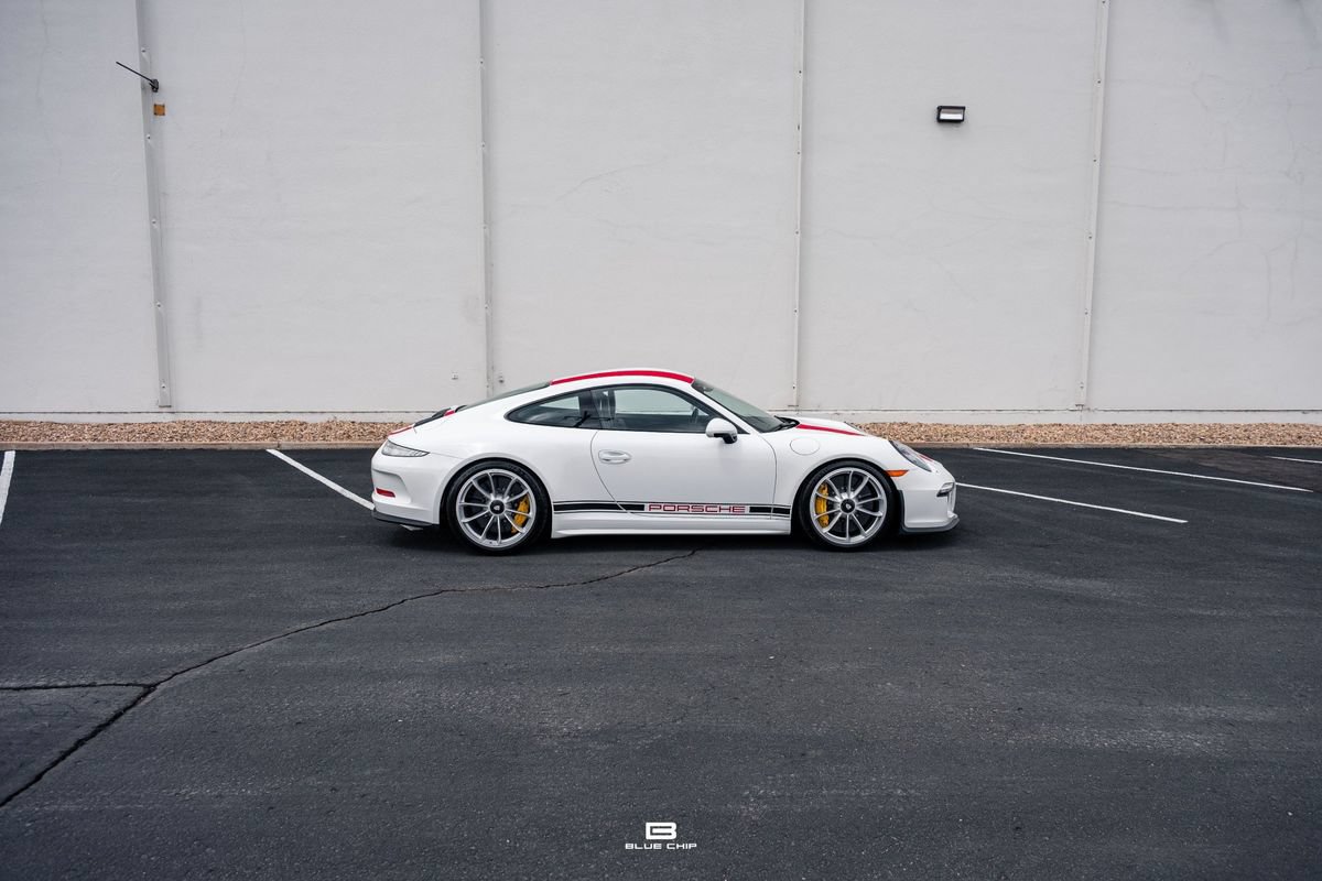 Used 2016 Porsche 911 R RWD image 4